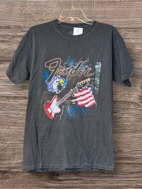 NWT Unisex Fender Short Sleeve T-shirt